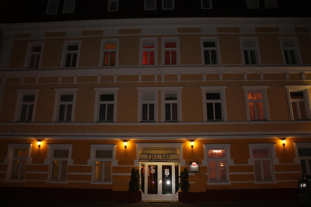 Hotel Trumf Mlada Boleslav Bagian luar foto